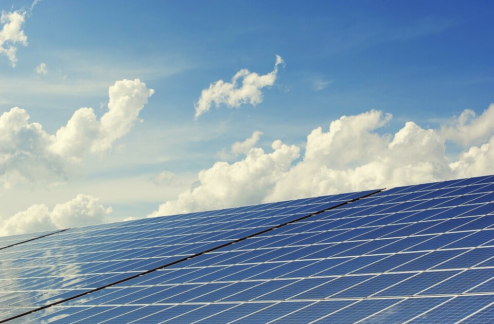 Disfruta de energía limpia y renovable con las placas fotovoltaicas 2